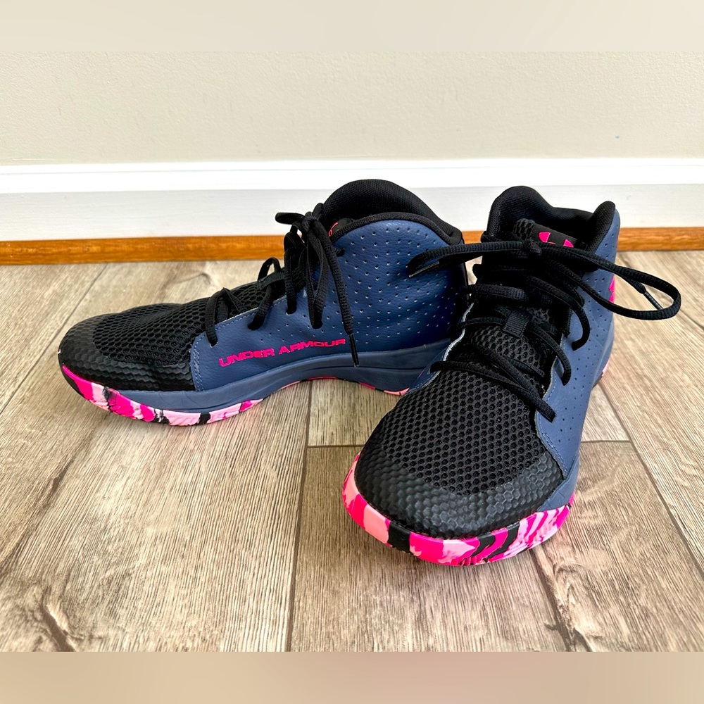 Under Armour Girls Basketball Shoes